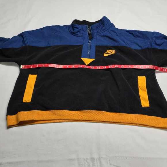 Nike Colorblock Fleece And Nylon Cropped Pullover 1/2 Zip Sweatshirt - Picture 2 of 5